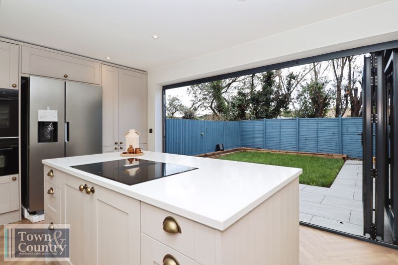 Property photo 2 of 26 Granville Way