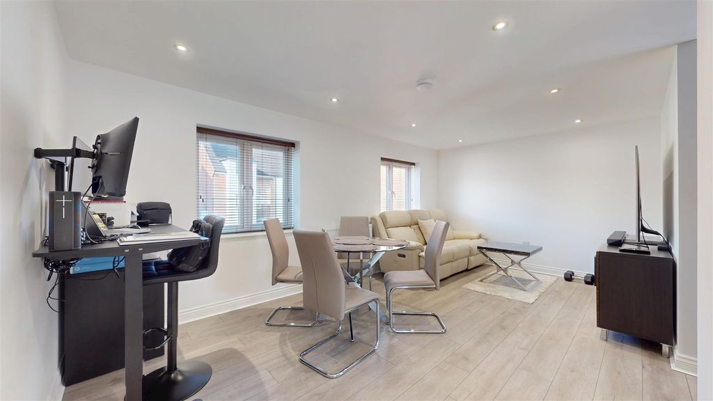 Property photo 3 of 15 03202026_115623 (1).Jpg