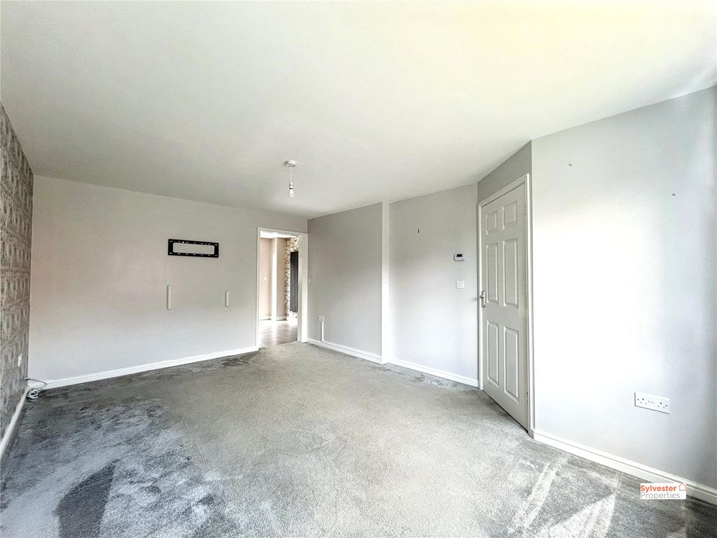 Property photo 3 of 14 Picture No. 05