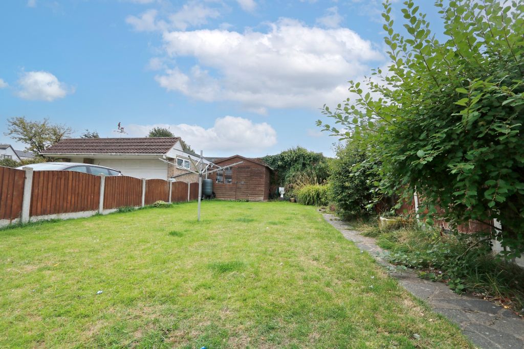 Property photo 3 of 13 3866715