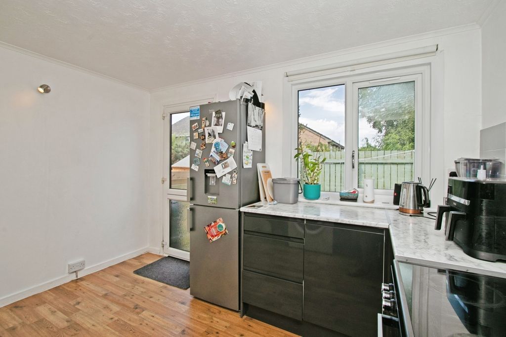 Property photo 3 of 17 Pbox-Img.Jpg