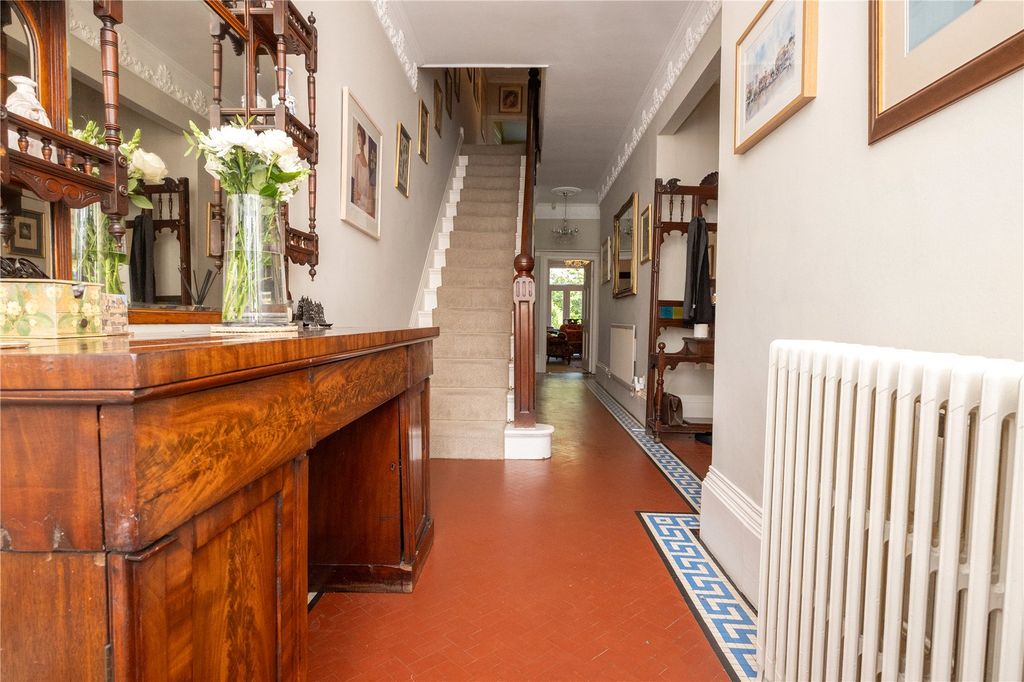 Property photo 3 of 18 Picture No. 31