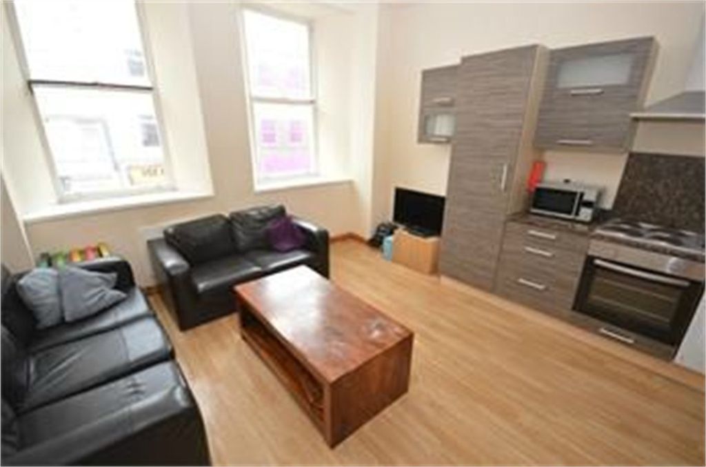 Property photo 1 of 4