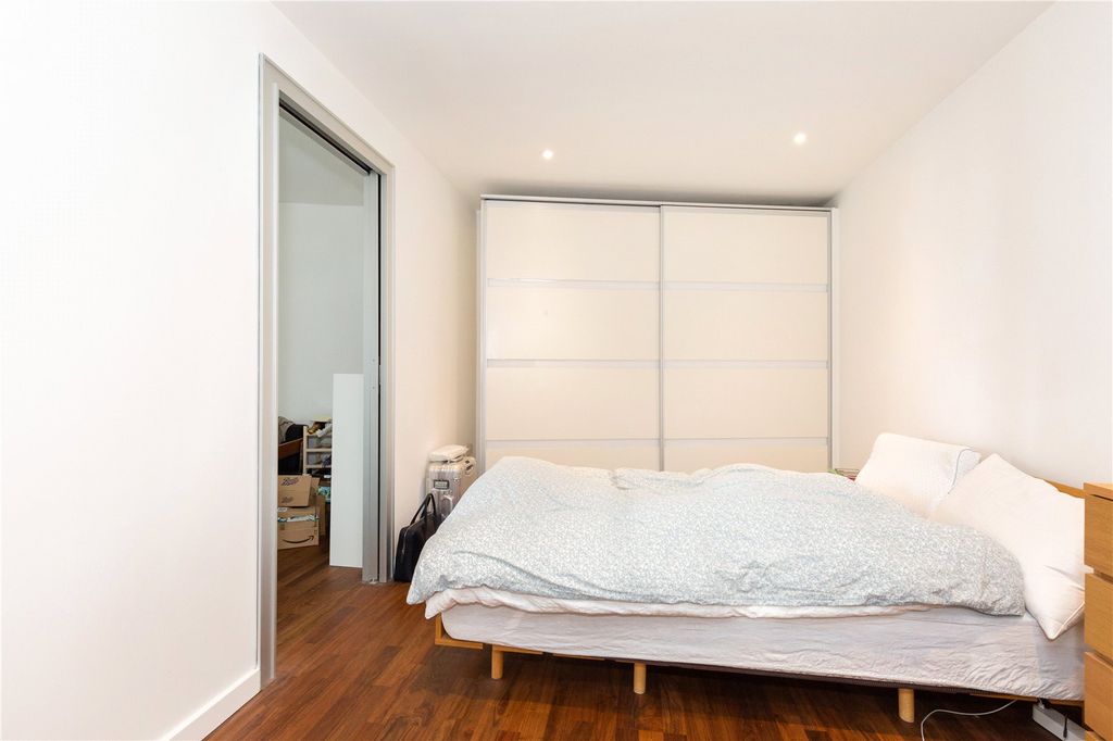 Property photo 3 of 10 Picture No. 17