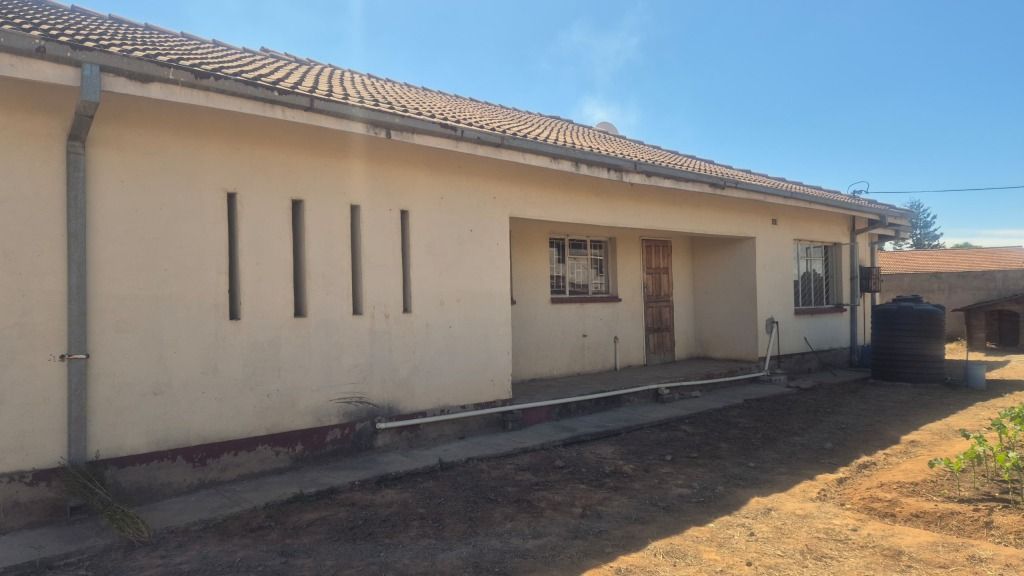 Property photo 2 of 4