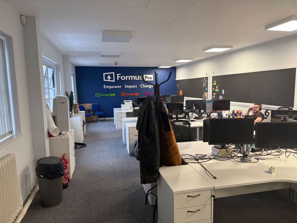 Property photo 1 of 4