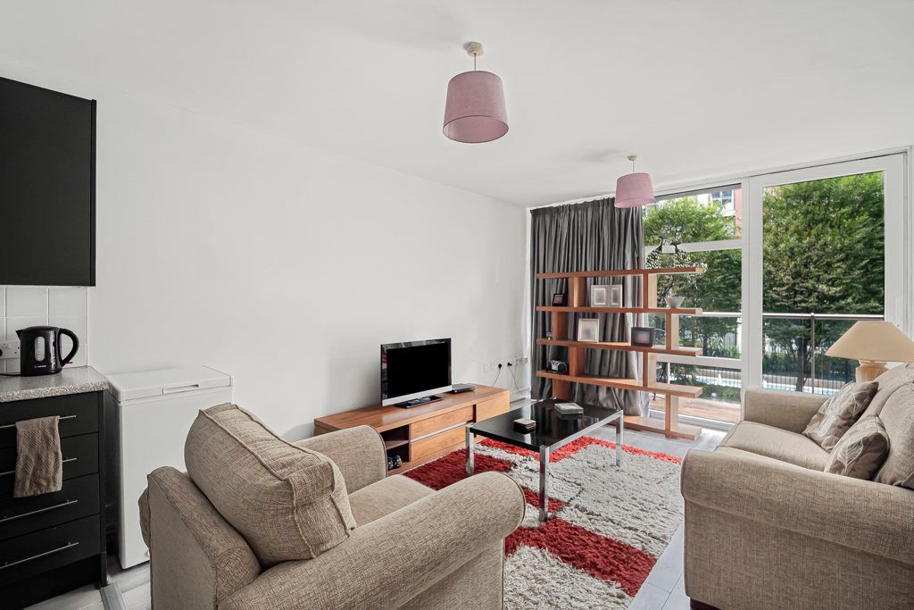 Property photo 1 of 16 Living Room
