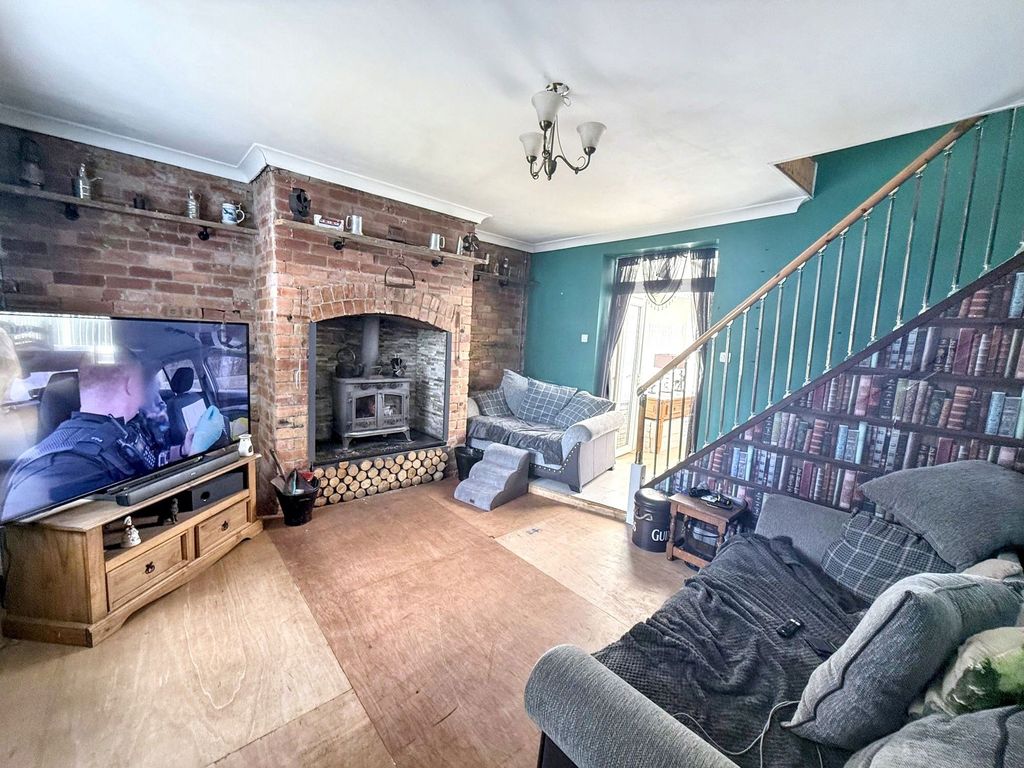Property photo 2 of 15