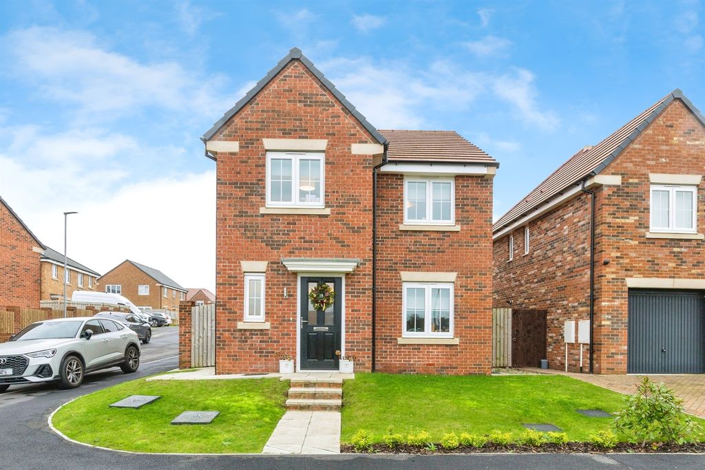 Property photo 1 of 19