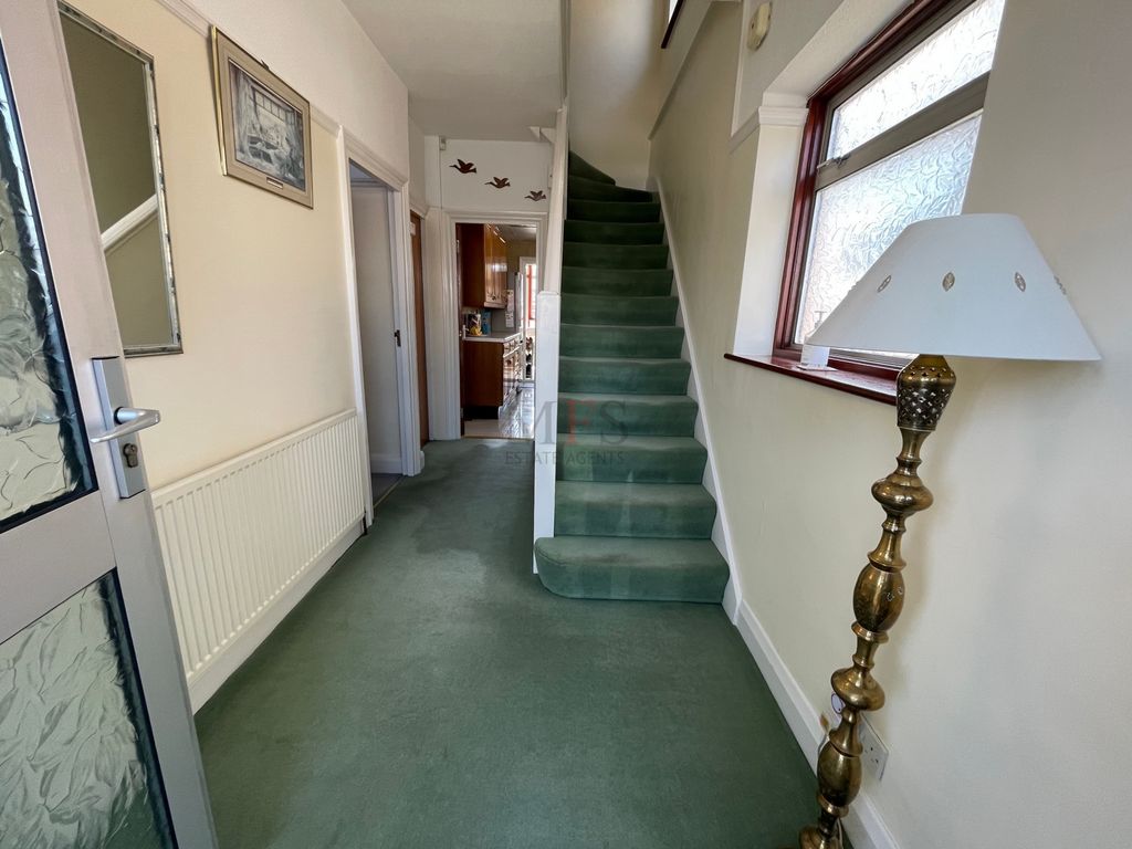 Property photo 3 of 30 Photo 24