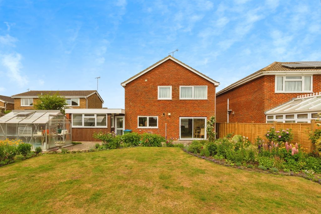Property photo 2 of 16