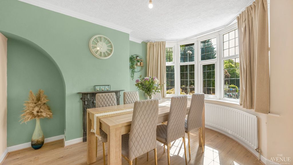 Property photo 2 of 25 5073453
