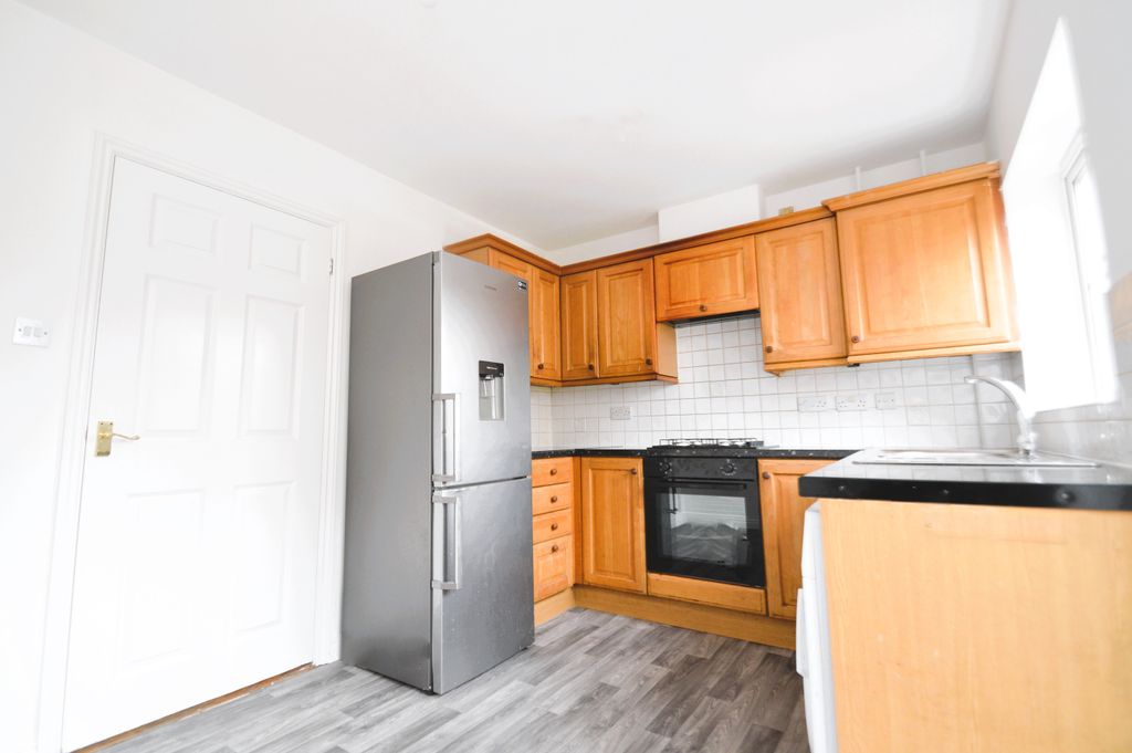 Property photo 2 of 8 Dsc_0683