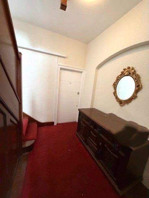 Property photo 1 of 8 Bb