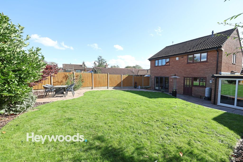Property photo 2 of 53