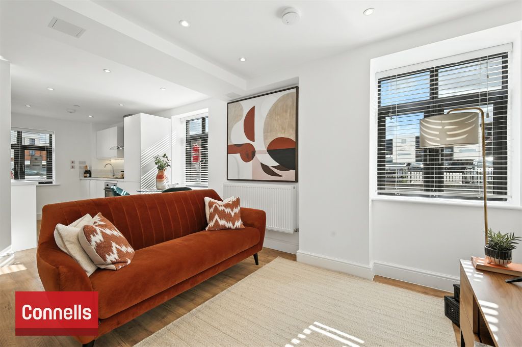 Property photo 3 of 18