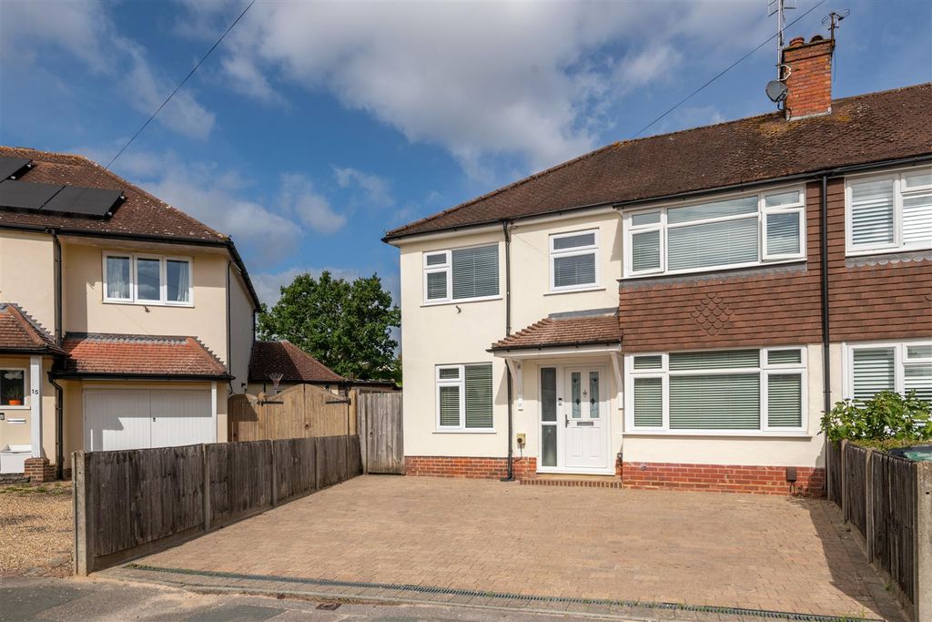 Property photo 1 of 33