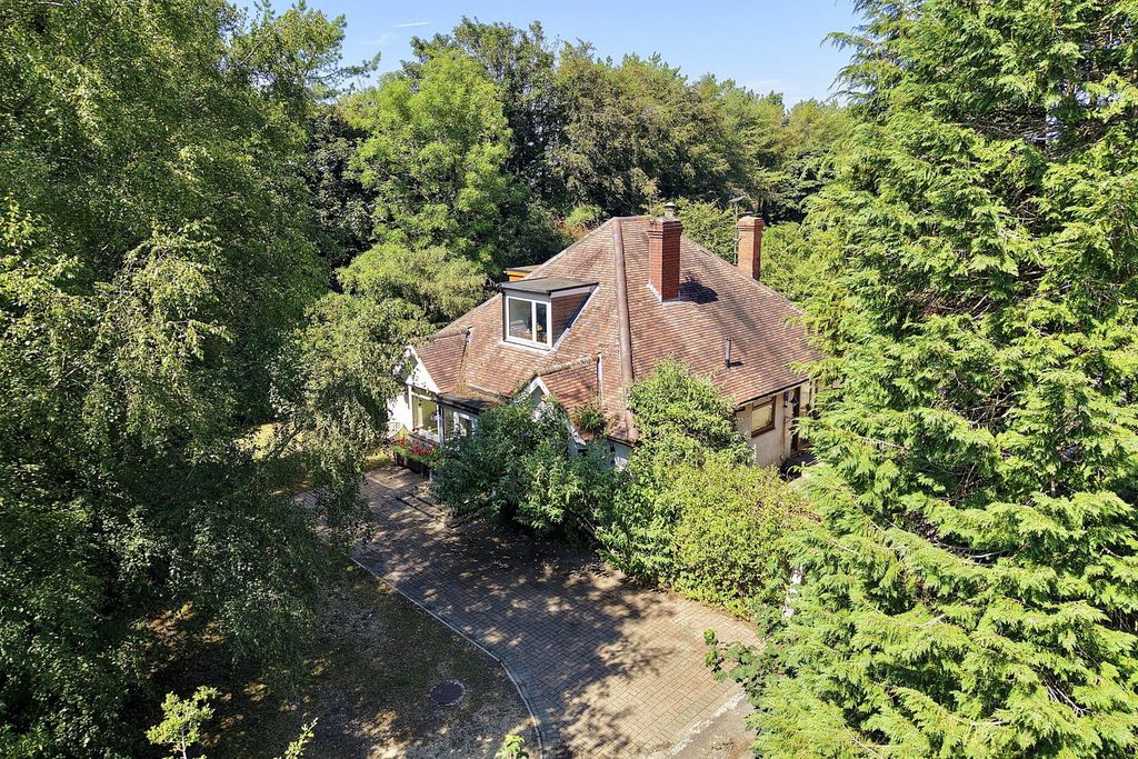 Property photo 3 of 30