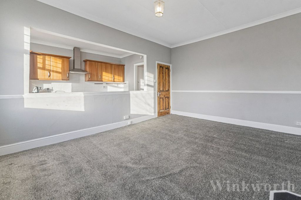 Property photo 2 of 9 Picture No. 07