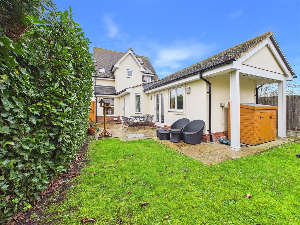 Property photo 1 of 21