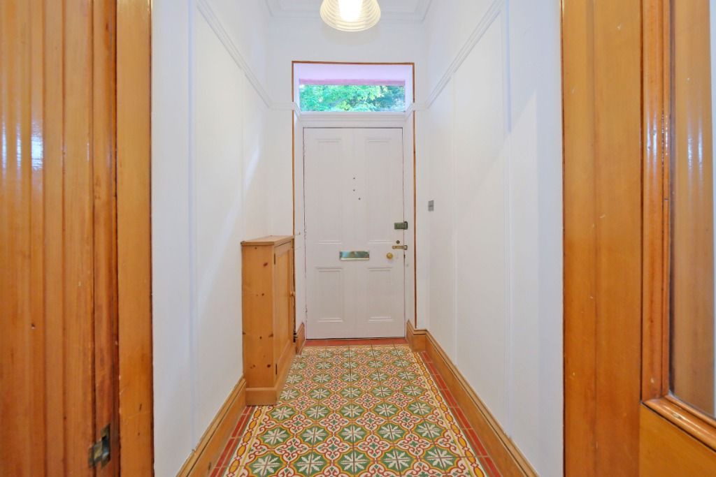 Property photo 3 of 32