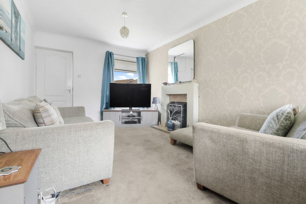 Property photo 3 of 16