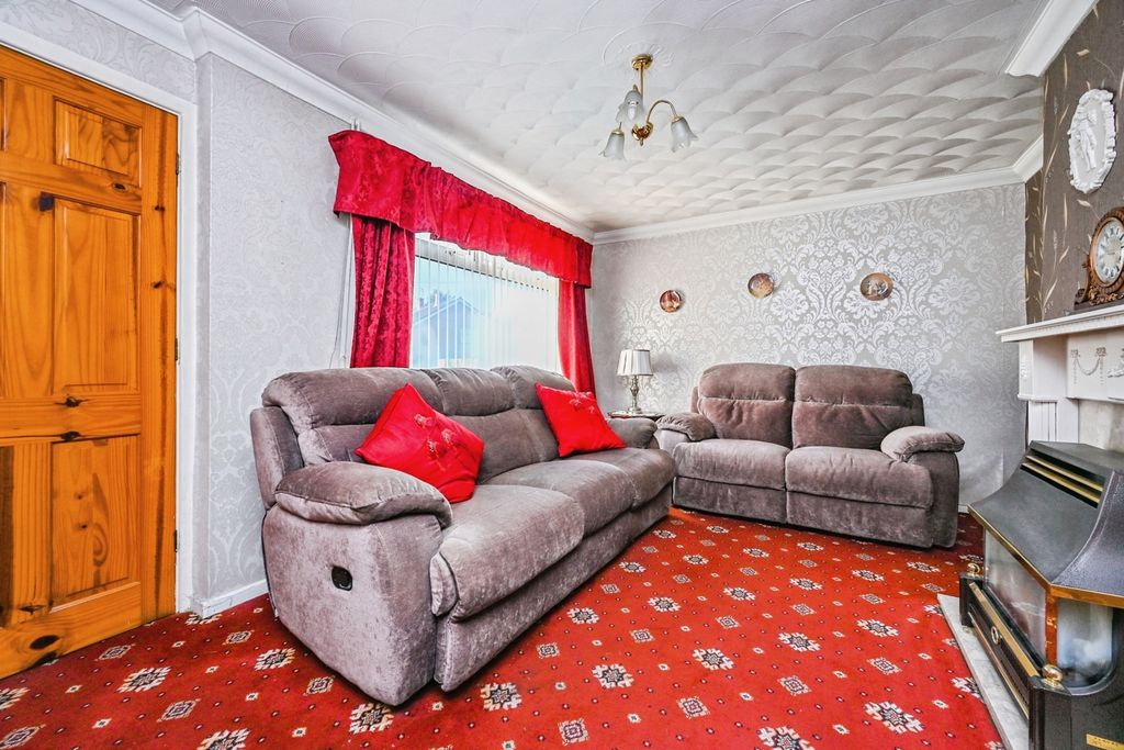 Property photo 2 of 13 Pbox-Img.Jpg