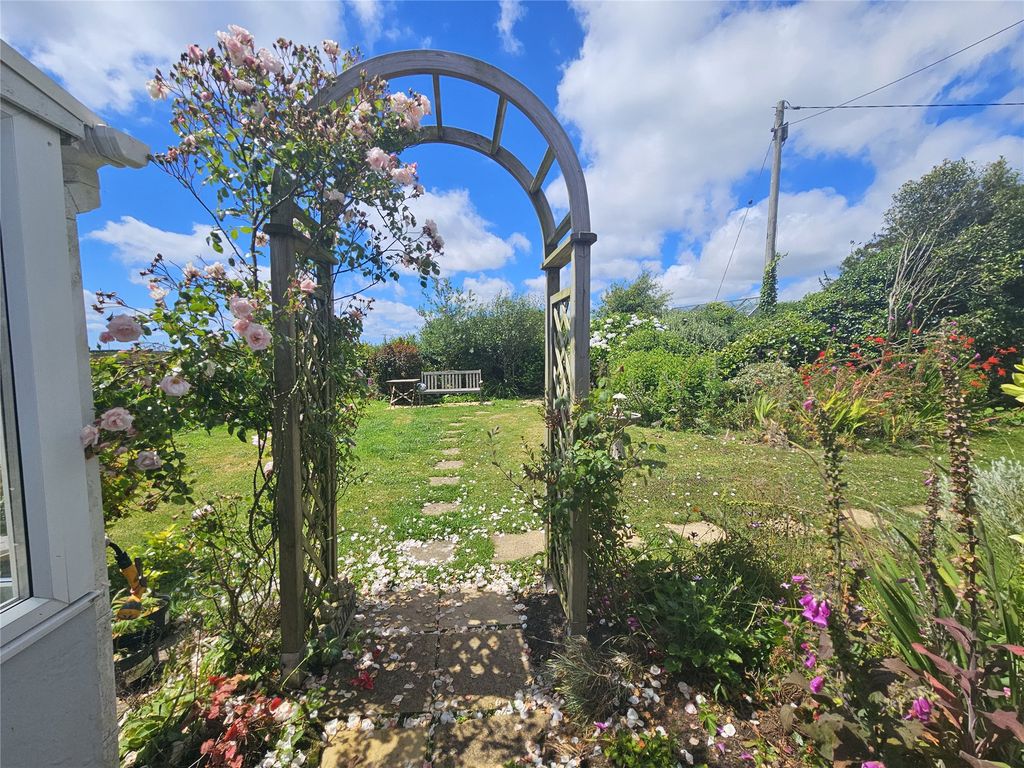 Property photo 3 of 29 3 - Picture No. 67