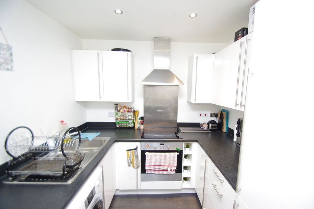 Property photo 1 of 4