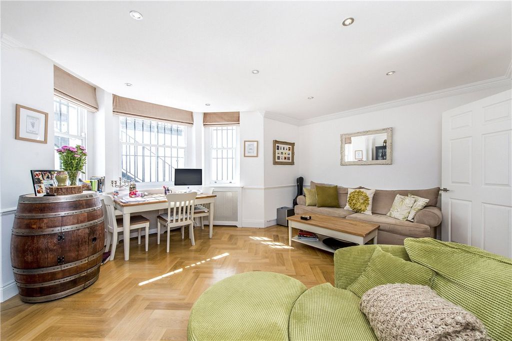 Property photo 1 of 16 Picture No. 02