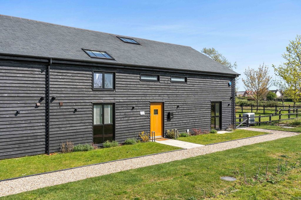 Property photo 1 of 58