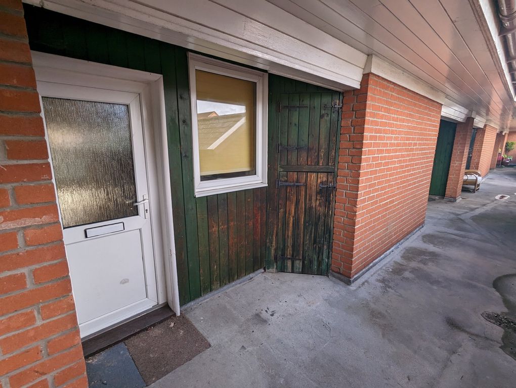 Property photo 2 of 6