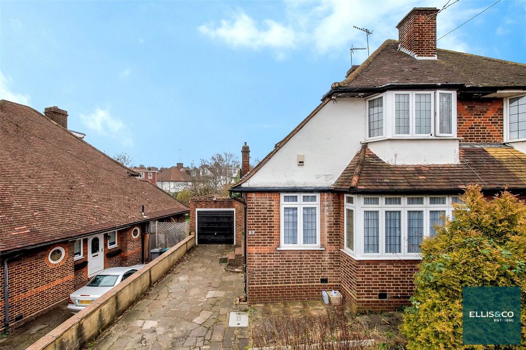 Property photo 1 of 10 Picture No. 34