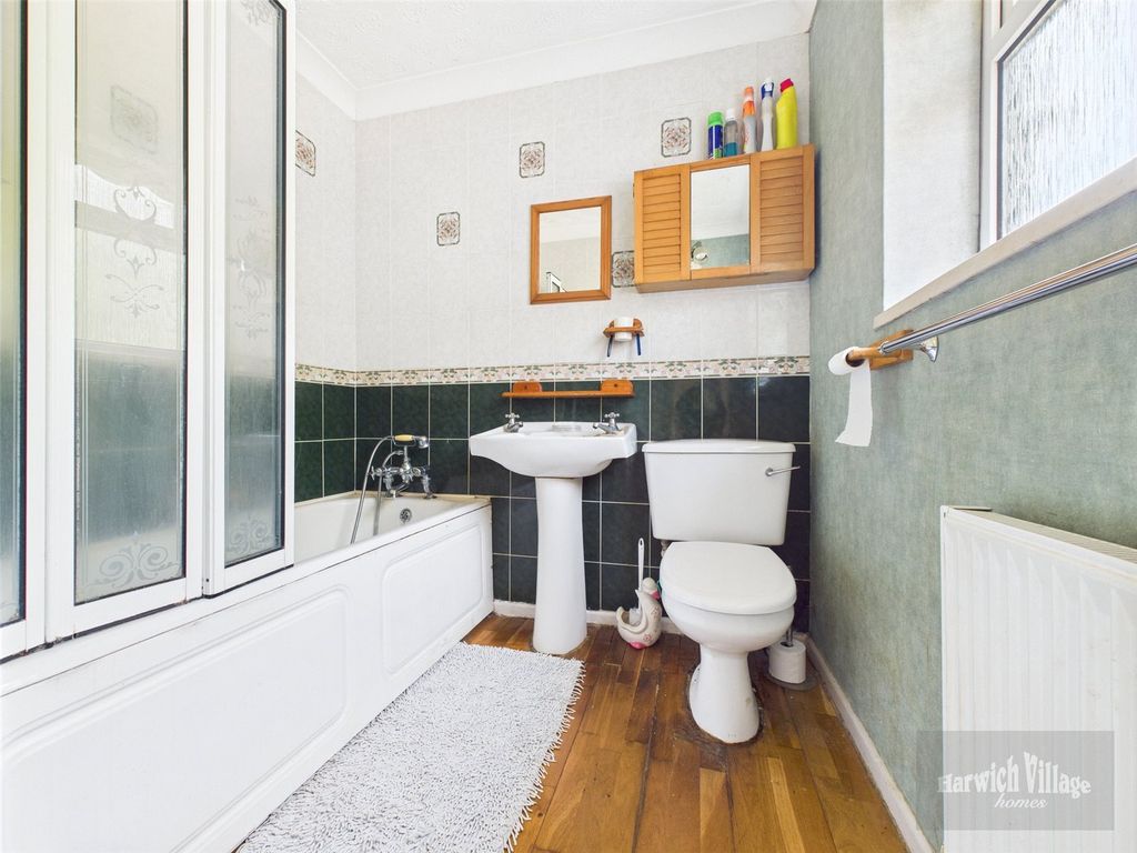 Additional image 16 of 4 bed detached house for saleGordon Road, Dovercourt, Harwich CO12