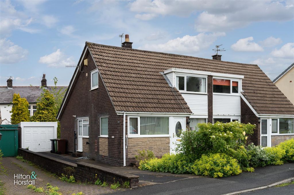 Property photo 1 of 12 Hillside View
