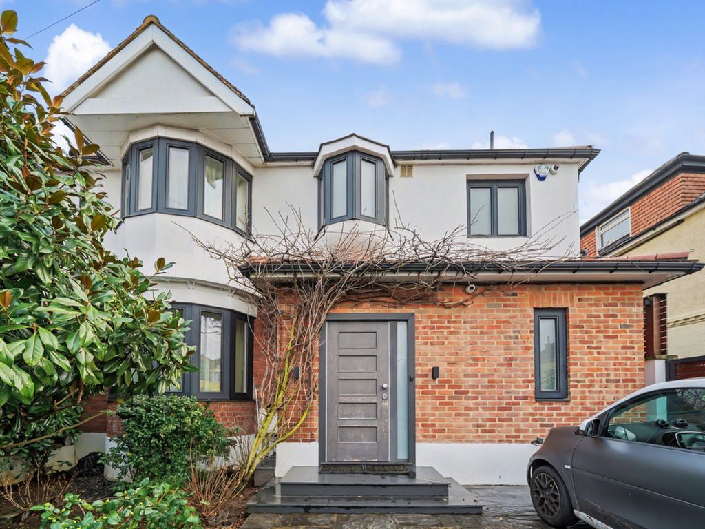 Property photo 1 of 16