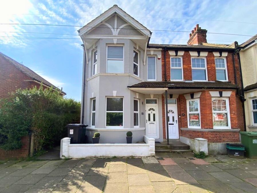 Property photo 1 of 20