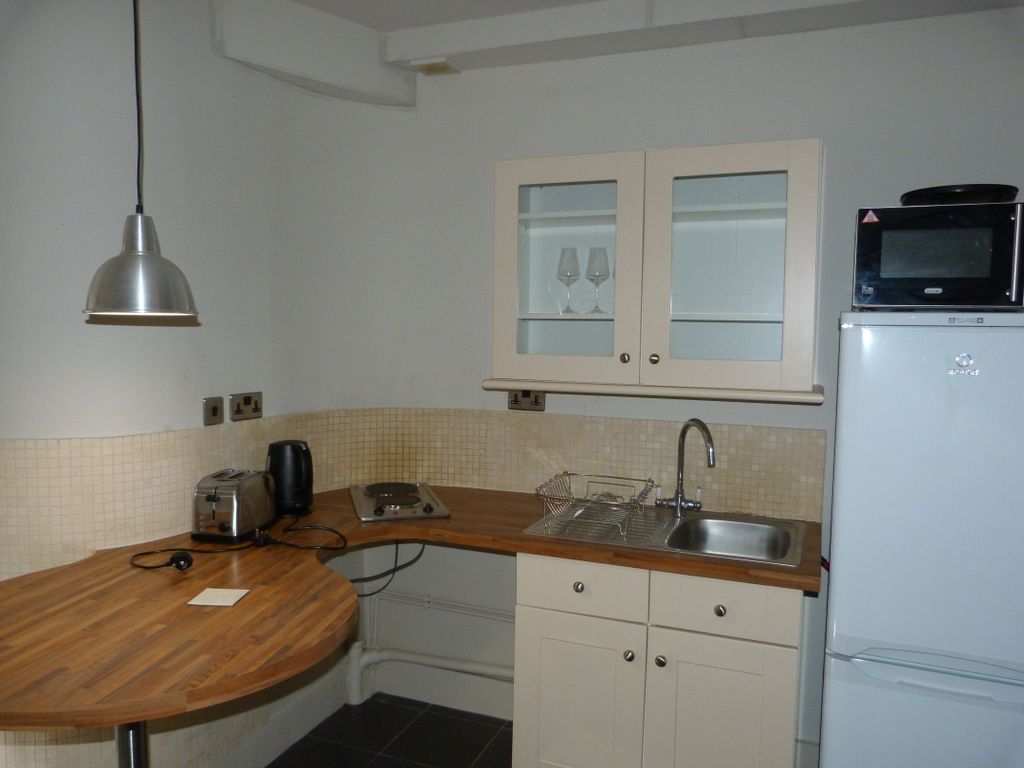 Property photo 3 of 5