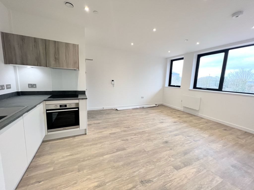 Property photo 2 of 6