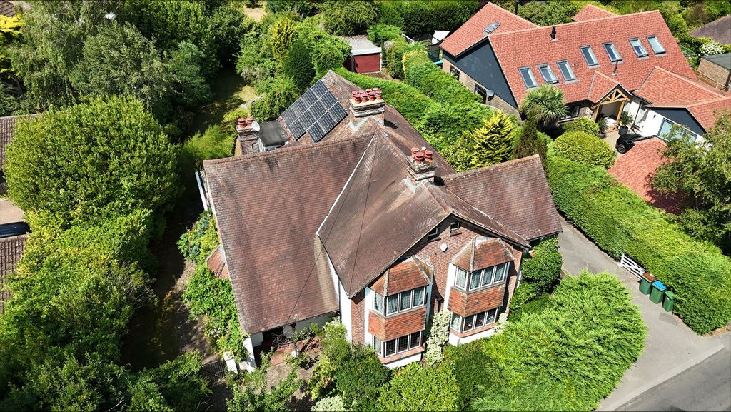 Property photo 1 of 32