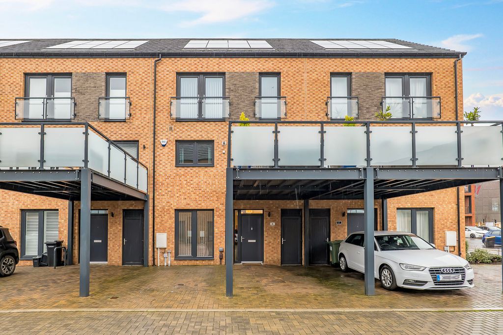 Property photo 1 of 30 Primary Property Image