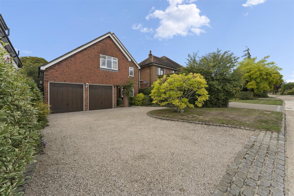Property photo 1 of 15