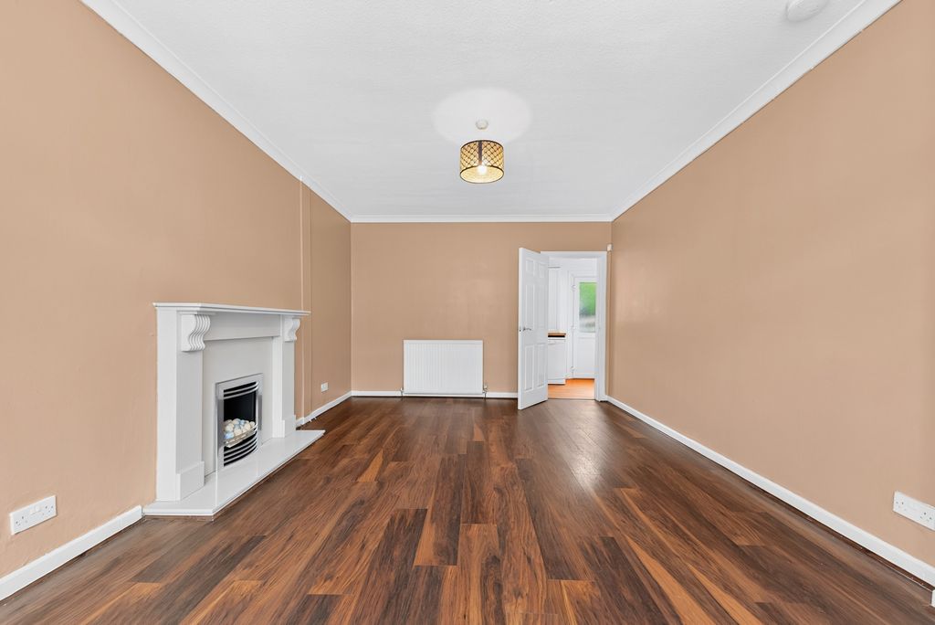 Property photo 3 of 15 Pbox-Img.Jpg