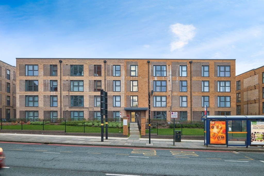 Property photo 1 of 13