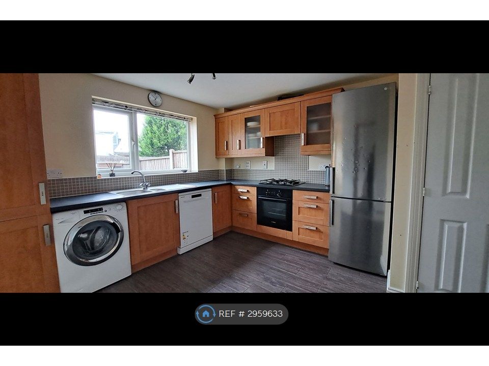 Property photo 1 of 15 Kitchen With Window To Garden