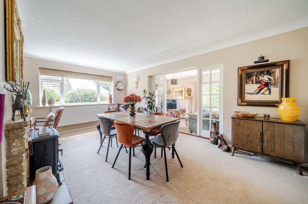 Property photo 2 of 16 1492927-3-6A5E18A...