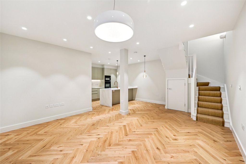Property photo 3 of 14 Reception Room