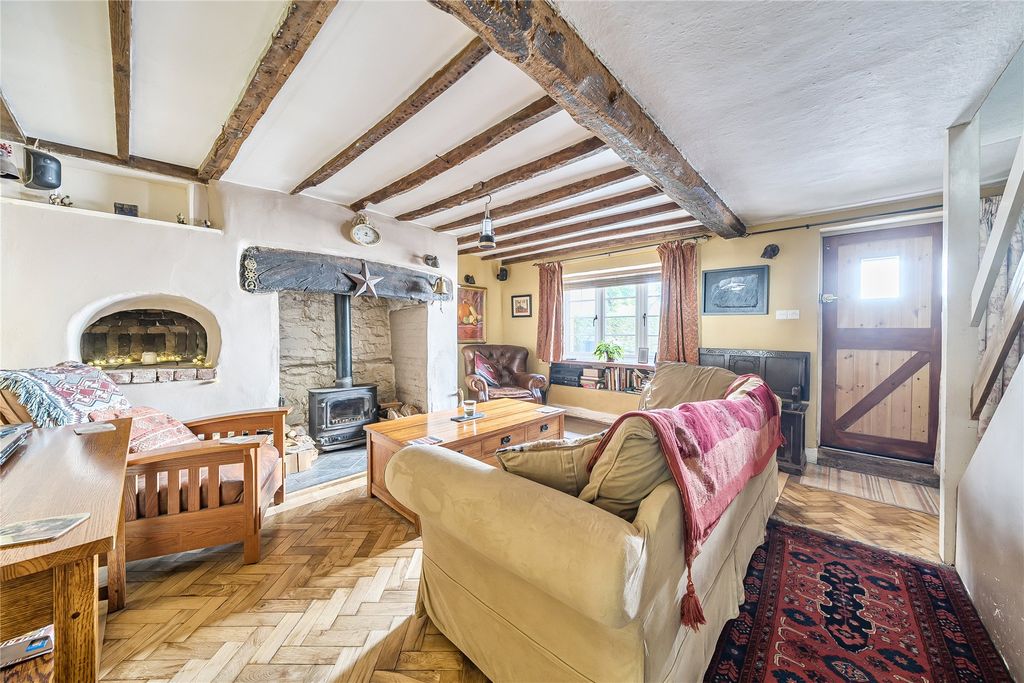 Property photo 2 of 23 Picture No. 07