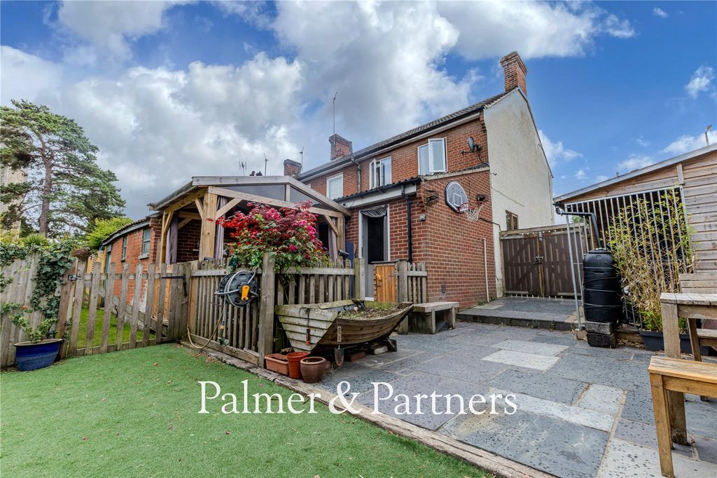 Property photo 2 of 26 Picture No. 04