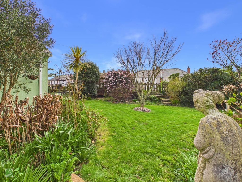 Property photo 3 of 19